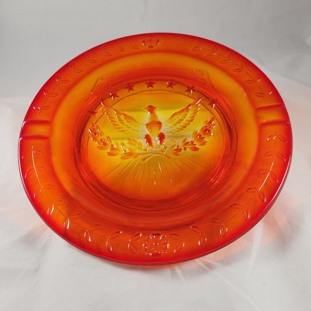 L.E. Smith Glass Heritage Amberina Federal American Eagle & Stars Ashtray 9"